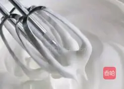 Illustration of how to make steamed red date yogurt cake 4