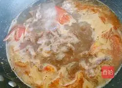 Illustration of tomato, beef and vermicelli soup 7