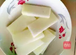 Illustration of how to make bacon and winter melon clips 4