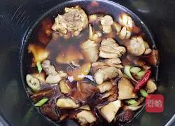 Illustration of family braised chicken 3