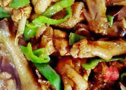 Illustration of how to make green pepper chicken 7
