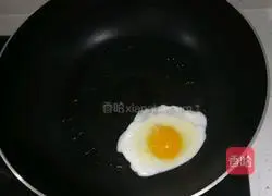 Egg and ham sandwich Illustration of how to do it 2