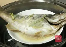 Illustration of how to make steamed seabass 5