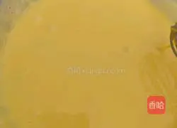 Illustration of how to make meat floss bread 3