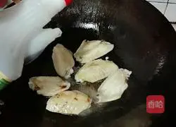 Illustration of how to make braised chicken wings with mushrooms 6