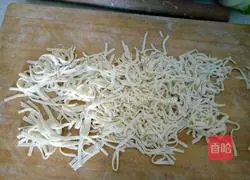 Xianfen Ancient City Illustration of how to make fried egg noodles (dry seasoned noodles) 9