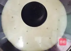 Illustration of how to make pan pot helmet 5