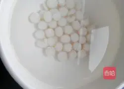 Illustration of how to make three fresh ice powder 6