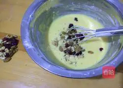 Illustration of how to make Dried Fruit Harley Cake 6