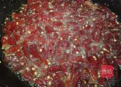 Illustration of how to make stir-fried spicy chicken 10