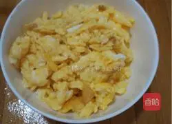 Illustration of how to make braised noodles with eggs, tomatoes, fungus and fungus 3