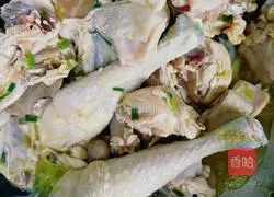 Illustration of how to make green pepper chicken 2