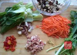 Illustration of homemade knife-shaped noodles 2