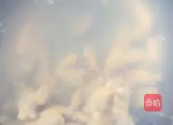 Illustration of how to make fried clam rice noodles 2