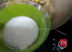 Illustration of how to make braised noodles with diced eggplant and meat 8