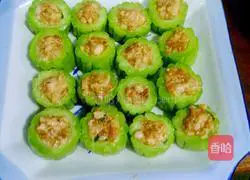 Illustration of how to make bitter melon stuffed with meat 10