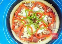 Illustration of how to make shrimp and bacon pizza 15