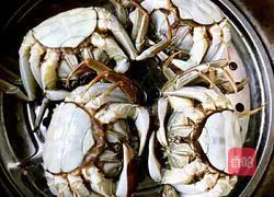 Illustration of how to steam hairy crabs 6