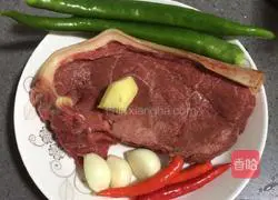 Illustration of how to make stir-fried donkey meat 1