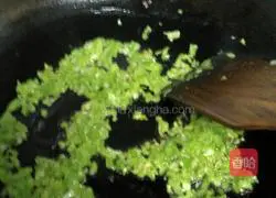 Illustration of how to make noodles 12