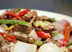 Illustration of how to make stir-fried beef slices 1