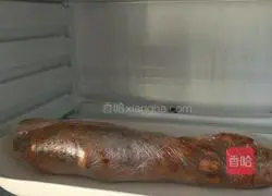 Illustration of home-style oven roasted leg of lamb 5