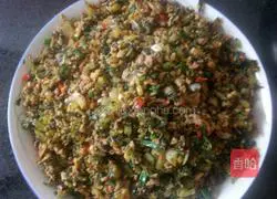 Stir-fried minced pork with kimchi (also called Chongcai Illustration 6