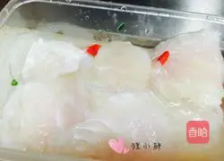 Spicy Illustration of how to make fish fillets 4