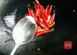 Illustration of how to make spicy beef intestines 12