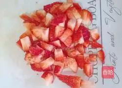 Illustration of how to make simple fruit pizza 3