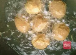 Illustration of how to make stir-fried beef balls 3