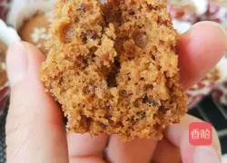 Red dates Illustration of how to make cupcakes 8