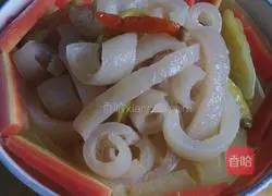 Illustration of how to make pickled pepper pig skin 7