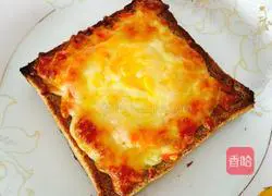 Illustration of how to make pizza flavored toast 4