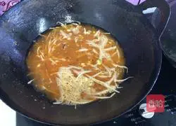 Illustration of how to cook mutton rolls with bean sprouts 3