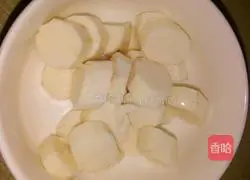 Illustration of how to make sweet-scented osmanthus and yam porridge 2