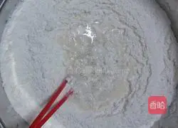 Illustration of how to make fresh meat dumplings 2