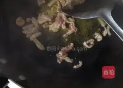 Illustration of how to make shredded pork with pickled vegetables and edamame 2