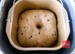 Illustration of how to make French bread 7