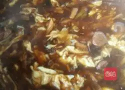 Old Beijing Braised Noodles.Illustration of how to make them 9