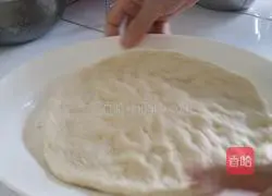 Chicken Pizza Recipe Illustration 1