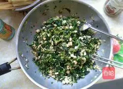 Illustration of how to make rapeseed, tofu and shrimp buns 4