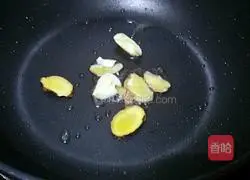 Illustration of how to cook potato braised chicken 4