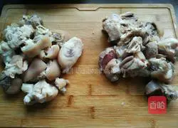 Illustration of Braised Pork Claws 2