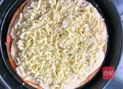 Illustration of how to make banana cheese pizza 4