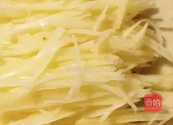 Illustration of how to make vegetable pancakes 1