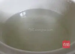 Illustration of how to make shrimp and vegetable porridge 2