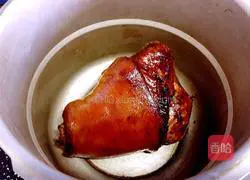 Illustration of how to make Dongpo elbow to attract wealth 11