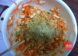 Illustration of how to make tofu and carrot balls 4