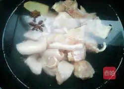 Illustration of how to make spicy chicken legs 3